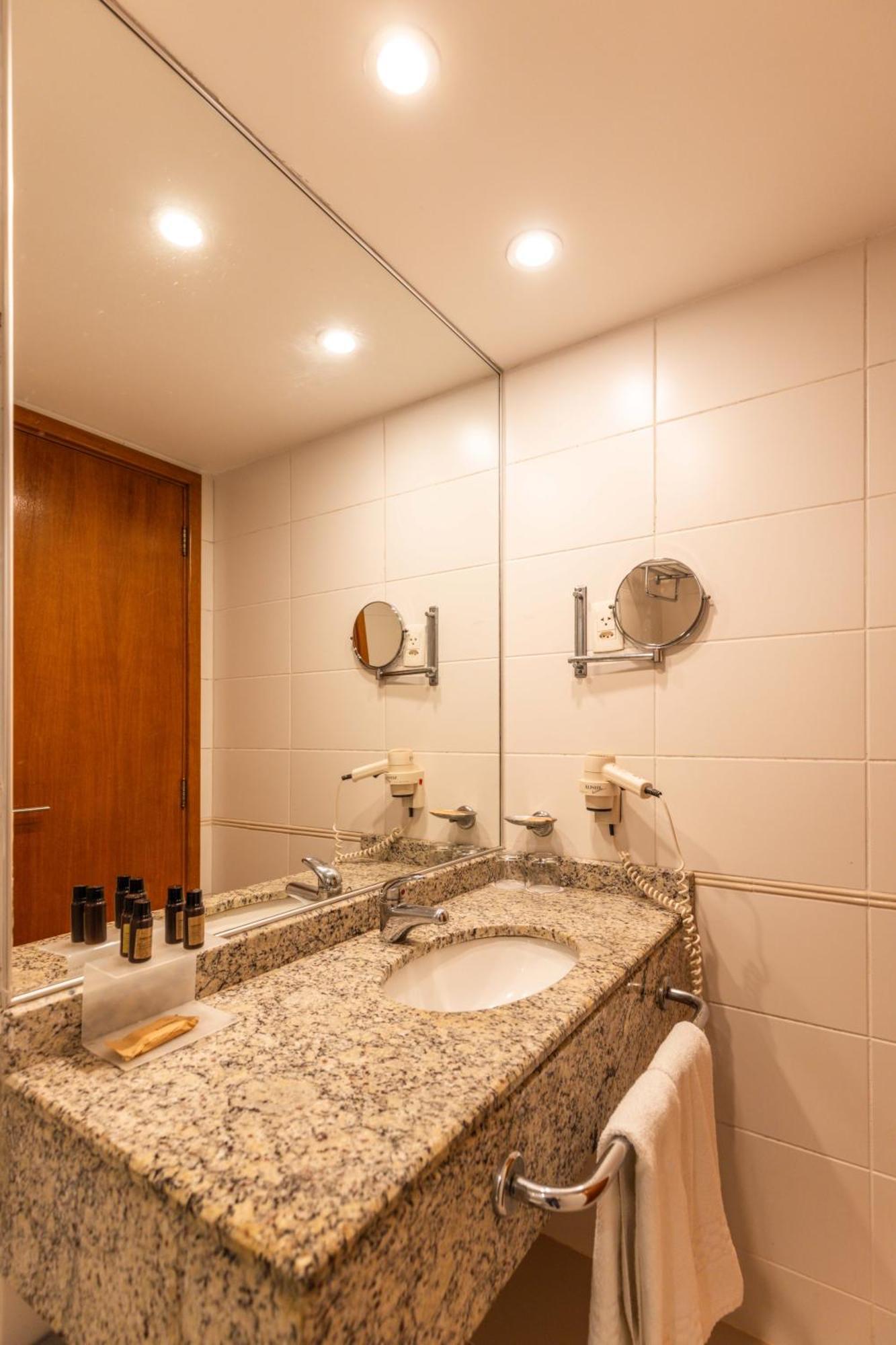 Barra Premium - Flat Com Servicos, Recepcao 24 Horas, Piscina, Academia E Balsa Praia! Río de Janeiro
